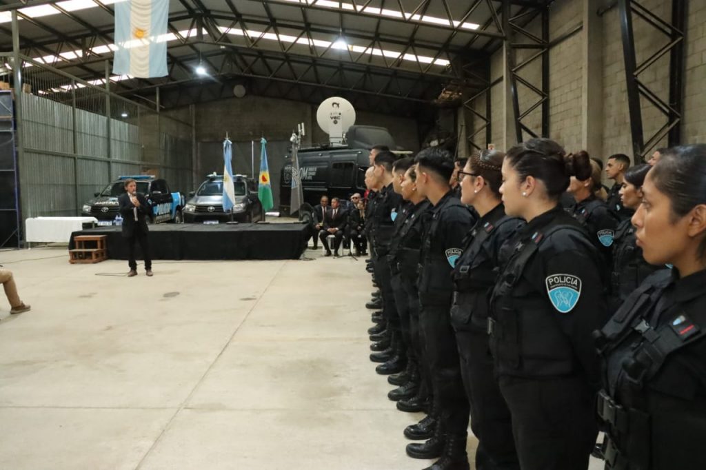 El diputado Valentín Miranda remarcó que varios policías que son formados en municipios del interior no terminan volviendo a su lugar de origen.