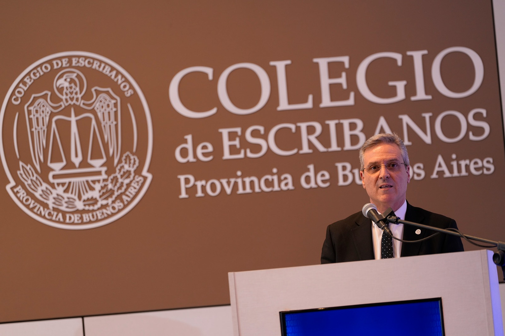 Las nuevas autoridades del Colegio de Escribanos bonaerense asumieron este viernes. Guillermo Aníbal Longhi, prestó juramento para continuar siendo presidente de la entidad.