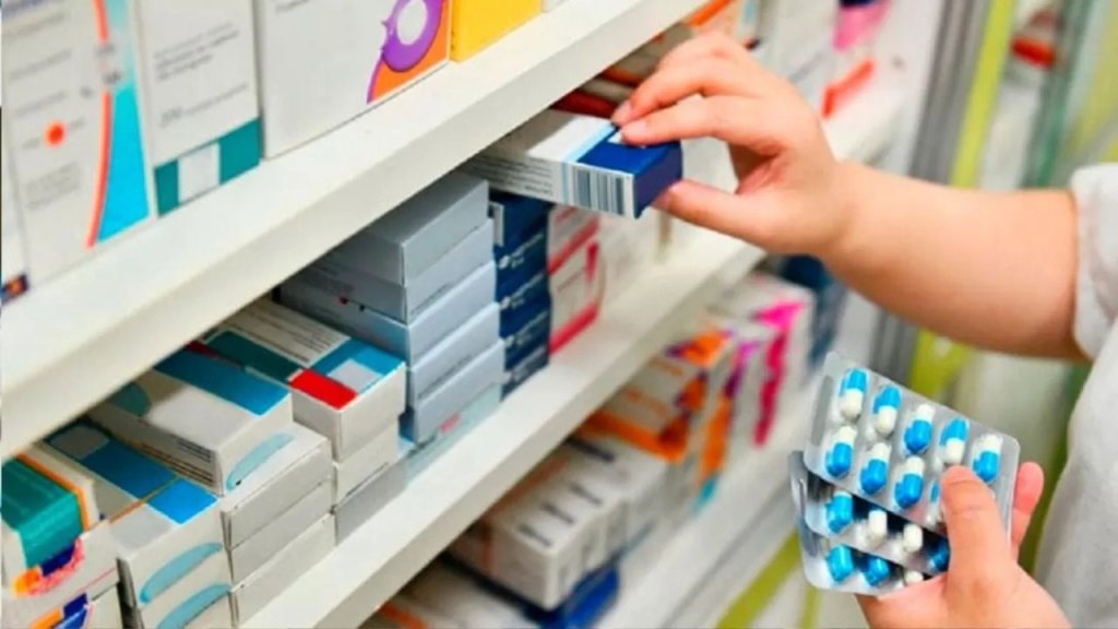 A fines de julio, el Gobierno amplió la venta libre de diez grupos de medicamentos para afecciones de baja complejidad. 