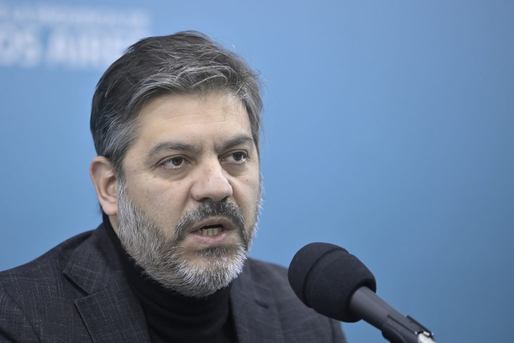 Carlos Bianco tomó el relevamiento de ATE y advirtió que gran parte de los trabajadores tomó deuda y no la puede saldar. 
