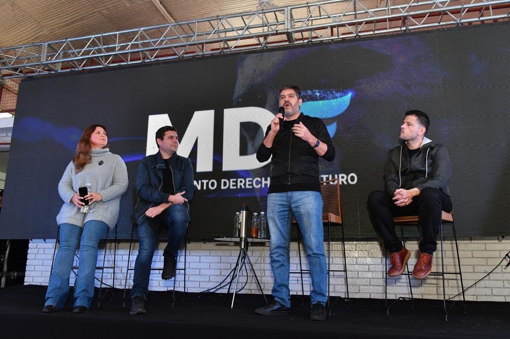 En las últimas semanas, Kicillof envió a sus ministros a participar de actos y plenarios gremiales en varias provincias del país.