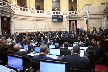 El Senado inicia el debate del Súper RIGI, que ofrece beneficios fiscales por 30 años para inversiones de más de US$1.000 millones.