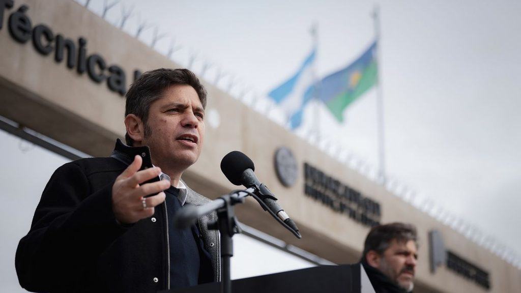 El PJ llevó a cabo un encuentro clave para delinear una estrategia para sostener las PASO y esquivó conversaciones en torno a quién representará al peronismo en las elecciones 2027. 