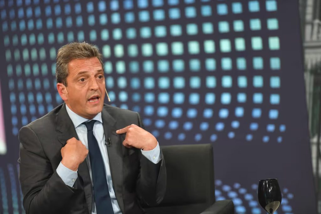 Sergio Massa participó de la cumbre del PJ en representación del Frente Renovador. 