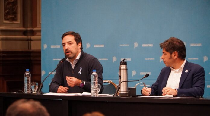 Kreplak bajará al Senado bonaerense para explicar los dos proyectos de salud de Kicillof Nicolás Kreplak baja al Senado bonaerense para explicar y defender los proyectos para crear una empresa de medicamentos y un Sistema Integrado de Salud.
