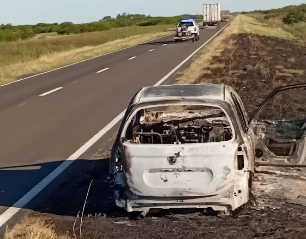 Priscila Minnaard aseguró que los autos siniestrados en las banquinas generan un impacto visual y ambiental. 
