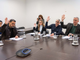 La oposición se plantó contra el proyecto de La Cámpora para blindar empresas bonaerenses Las diputadas del PRO y LLA integrantes de la comisión de Servicios Públicos elevaron un dictamen de rechazo al proyecto camporista para blindar las empresas bonaerenses. "Tiene un serio reparo de constitucionalid, afirmaron.
