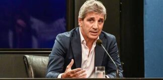 Senadores de la oposición presionan para citar al jefe de Gabinete, Diego Santilli, y el ministro de Economía, Luis Caputo, por el desvío de fondos para las rutas nacionales.