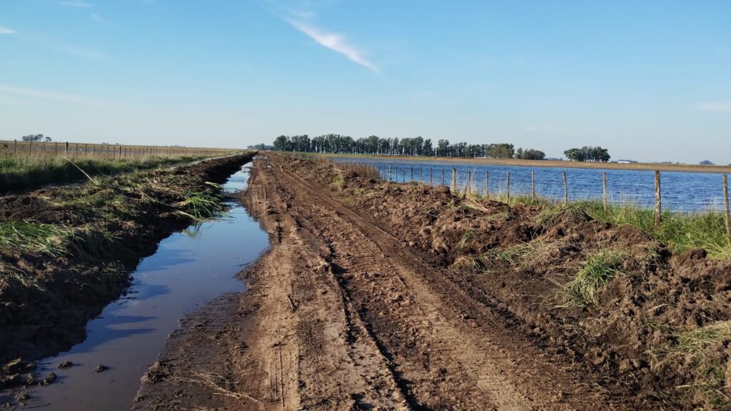 Productores de General Guido demandaron al Municipio por el estado de los caminos rurales