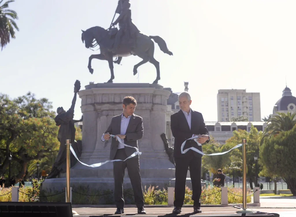 Kicillof reivindicó el legado de San Martín y cuestionó la política de soberanía de Milei.