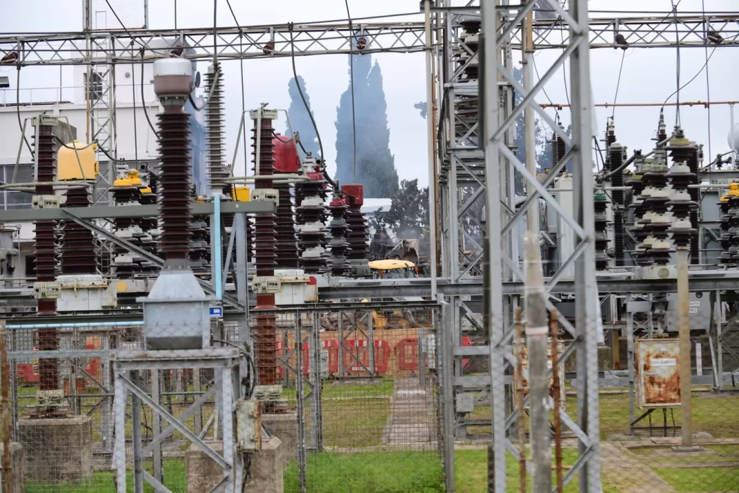 El bloque Hechos - UCR Identidad se refirió en redes sociales al masivo apagón en La Plata ocurrido el fin de semana y reclamó el tratamiento de sus proyectos sobre los cortes de luz.