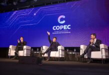 Kicillof oficializó el Consejo de la Economía del Conocimiento: “Argentina atraviesa una fuga de cerebros” Axel Kicillof lanzó oficialmente el Consejo de la Economía del Conocimiento junto a su titular, Ariel Sujarchuk, y el ministro Augusto Costa.