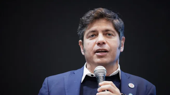 Kicillof desembarca en Chaco para presentar su libro “De Smith a Keynes” El gobernador bonaerense, Axel Kicillof, desembarca este miércoles en la provincia de Chaco para presentar su libro “De Smith a Keynes”. Todos los detalles.