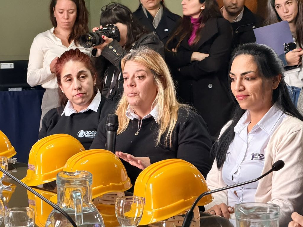 Sindicalistas de la seccional de Mar del Plata de la UOCRA acompañaron el proyecto de Raverta para establecer un cupo obligatorio de mujeres en la construcción.