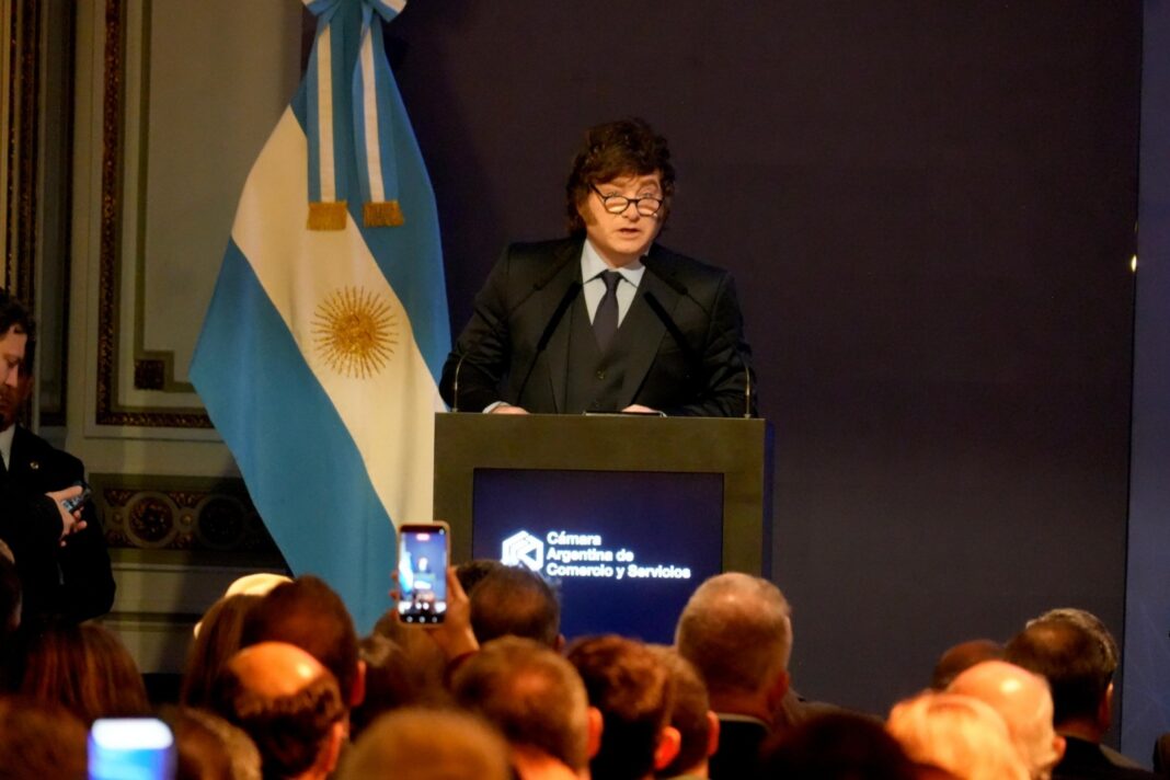 El presidente de la Nación, Javier Milei, vinculó este jueves la recesión económica con la baja natalidad en Argentina y la legalización del aborto.