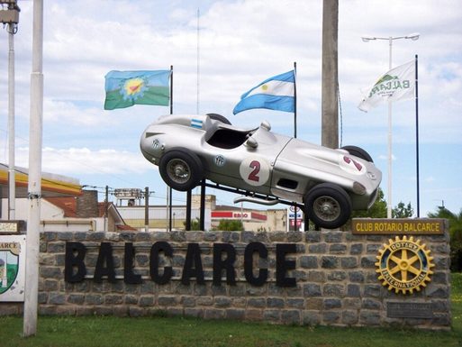 SABADO NOTA 3 – Diputados busca reconocer a la Fiesta Nacional del Automovilismo de Balcarce Avanzó en comisiones un proyecto de la diputada Sabrina Sabat para declarar de interés legislativo la 33° edición de la Fiesta Nacional del Automovilismo de Balcarce.