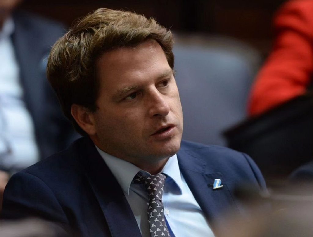 El senador del PRO, Alex Campbell fue legislador en primer término por la Primera sección electoral y luego se postulo por la Sexta.