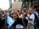 Mar del Plata: vecinos encabezan una nueva marcha para protestar contra la inseguridad Vecinos autoconvocados de Mar del Plata encabezan este sábado una nueva marcha en más de 20 puntos de la ciudad para protestar contra la inseguridad.