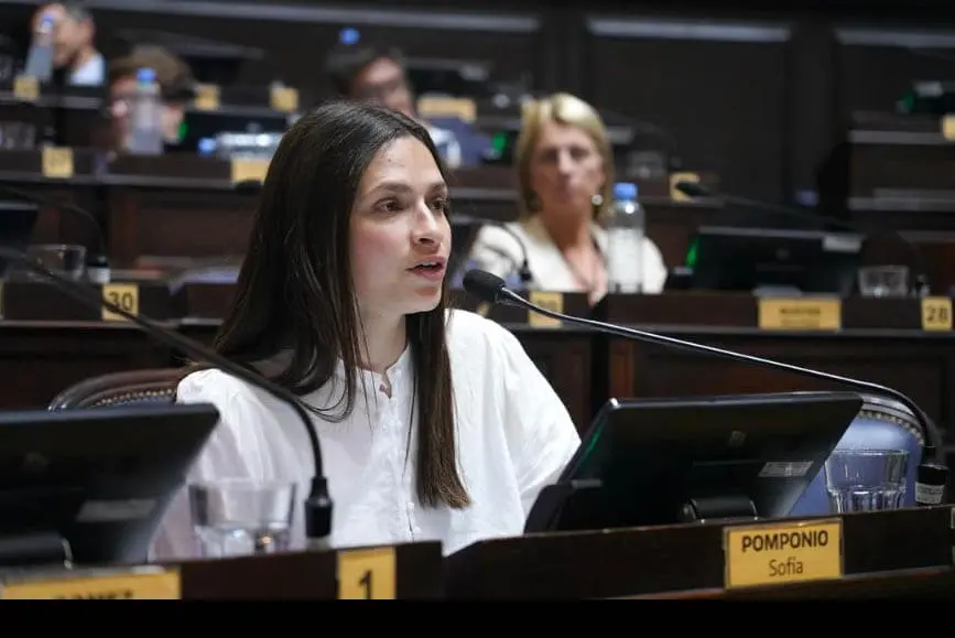 La diputada bonaerense, Sofía Pomponio, presentó un proyecto de ley para crear un protocolo provincial de evacuación animal ante inundaciones y tormentas. De qué consiste. 