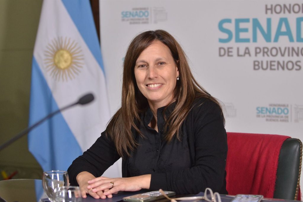 La senadora bonaerense, Analía Balaudo, pide explicaciones al gobernador bonaerense, Axel Kicillof, por una transferencia millonaria de más de $7 mil millones a ABSA. 