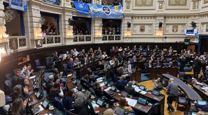 Con cruces por la religión, Diputados apoyó la creación de una localidad llamada “Papa Francisco” La Cámara de Diputados bonaerense despachó una batería de iniciativas sobre el Papa Francisco, como la creación de una localidad en La Matanza con su nombre.