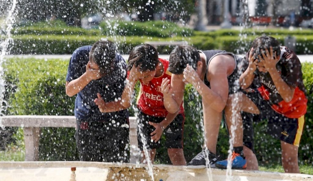 En febrero de este año, más de 32.000 usuarios de Edelap se quedaron sin energía eléctrica en medio de una intensa ola de calor.