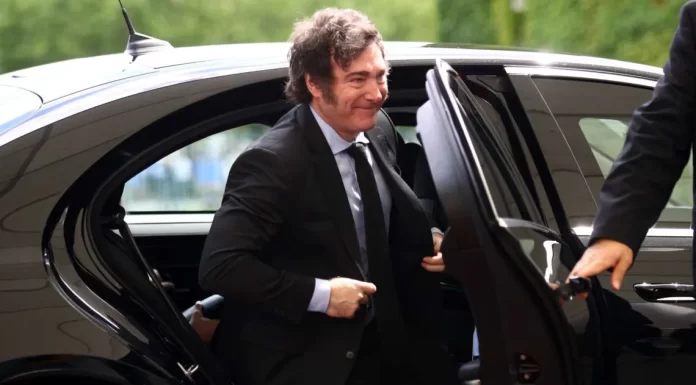 Milei viaja por primera vez a Misiones para participar de un encuentro de finanzas El presidente Javier Milei viajará el próximo viernes a la provincia de Misiones para participar de la 47° Convención Anual del Instituto Argentino de Ejecutivos de Finanzas (IAEF).