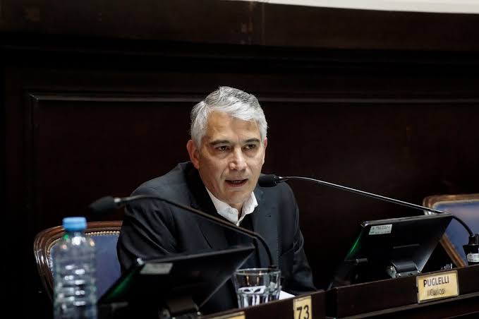 Carlos Puglelli alertó por el crecimiento del endeudamiento y la morosidad que presentan las familias argentinas de todo el país. 