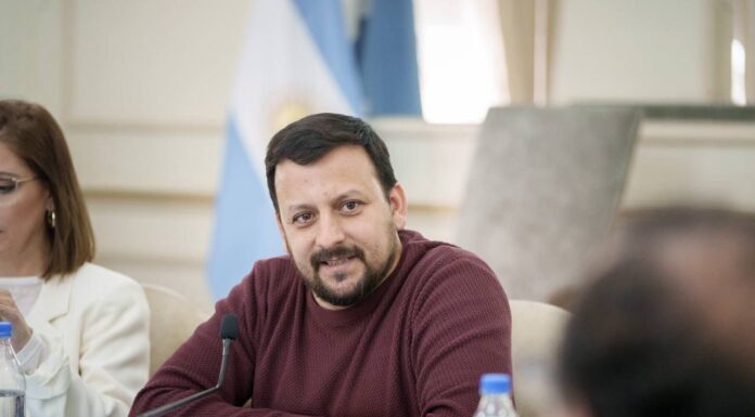 Santalla: “No hay dudas que hubo autores intelectuales del atentado a Cristina” A cuatro años del atentado a Cristina Kirchner, el senador Emmanuel Santalla pidió por los “autores intelectuales” del magnicidio.
