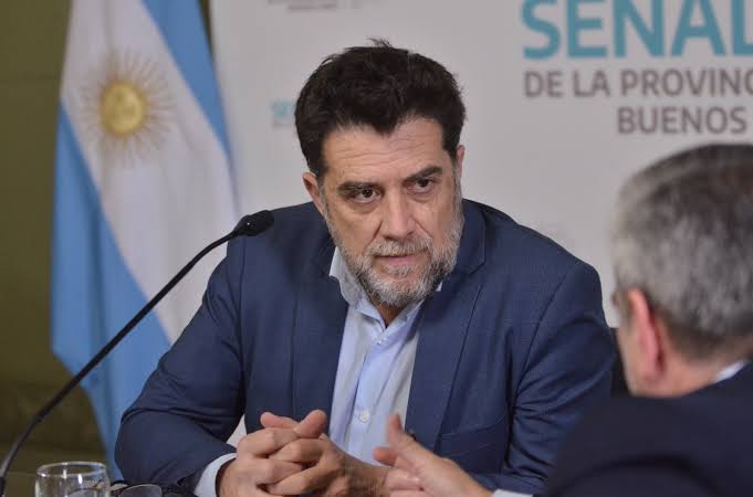 Gonzalo Cabezas, senador bonaerense de La Libertad Avanza. 