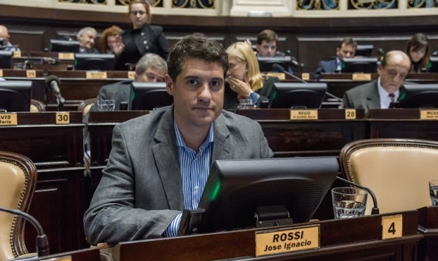 El diputado bonaerense de La Cámpora, José Ignacio "Cote" Rossi. 