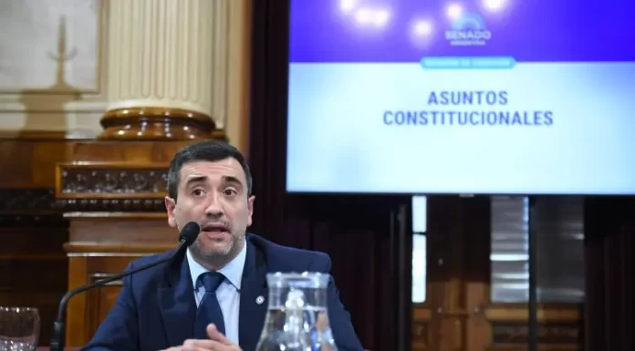 El Senado retoma el debate por la reforma electoral: cómo viene el poroteo La jefa de la bancada libertaria en el Senado nacional, Patricia Bullrich, le puso fecha al debate de la reforma electoral. Comenzará el próximo martes 15 de septiembre en comisiones.