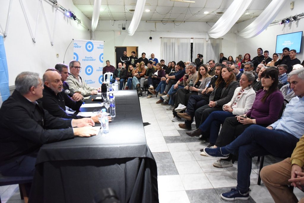 Más de 150 dirigentes del Frente Renovador llevaron a cabo una cumbre en Junín.