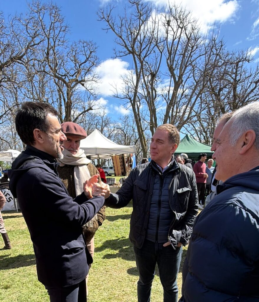Los dirigentes de La Libertad Avanza, Karina Milei, y Sebastián Pareja, compartieron una jornada con los dirigentes del PRO, Diego Santilli, y Pablo Petrecca.