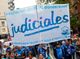Judiciales bonaerenses también le pidieron a Kicillof la reapertura de paritarias La AJB pidió al gobierno de Axel Kicillof reabrir las paritarias y avanzar con una nueva recomposición salarial para los judiciales bonaerenses.