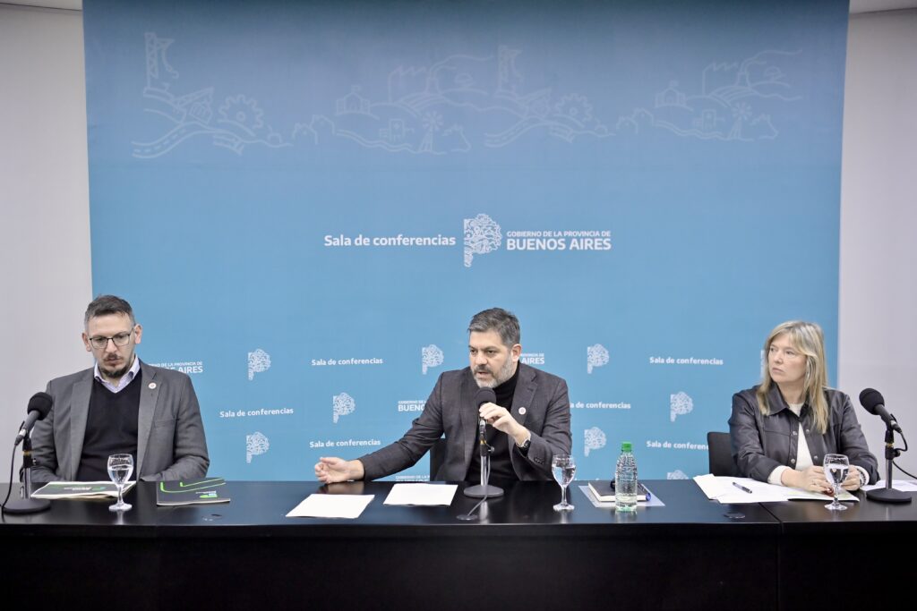 Carlos Bianco fue el encargado de anunciar el impuesto del 2% al juego online en territorio bonaerense.