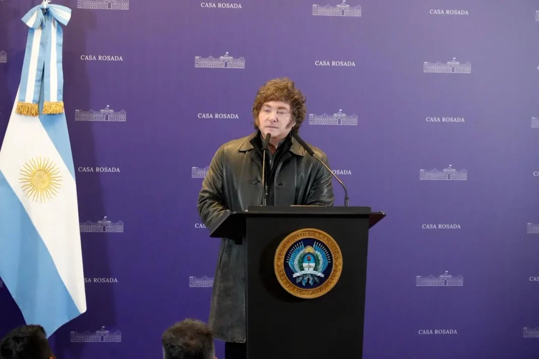 Javier Milei prepara el envío del proyecto sobre Malvinas al Congreso, mientras busca ordenar aliados y recuperar iniciativa frente a la oposición.