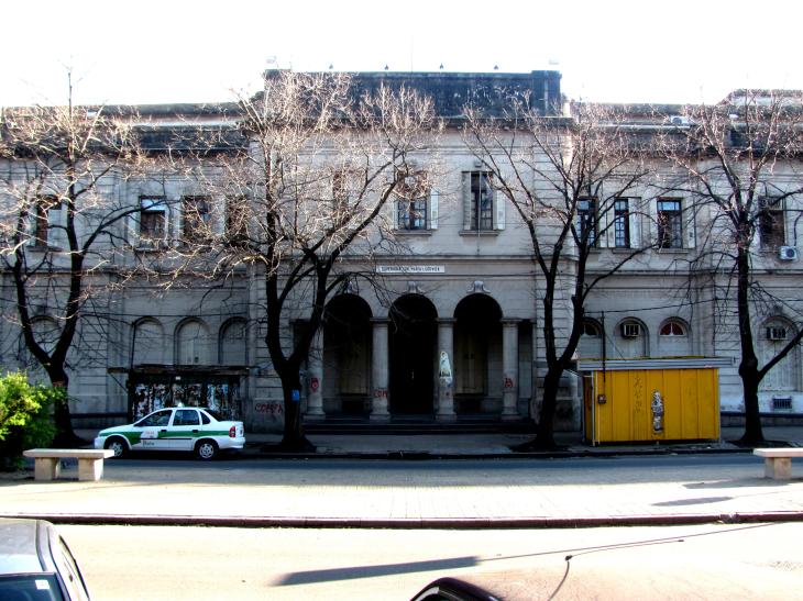 El conflicto con los anestesiólogos bonaernses alcanza al Hospital Interzonal General de Agudos Dr. Ricardo Gutiérrez y el Hospital de Niños Sor María Ludovica, entre otros nosocomios de gestió provincial.