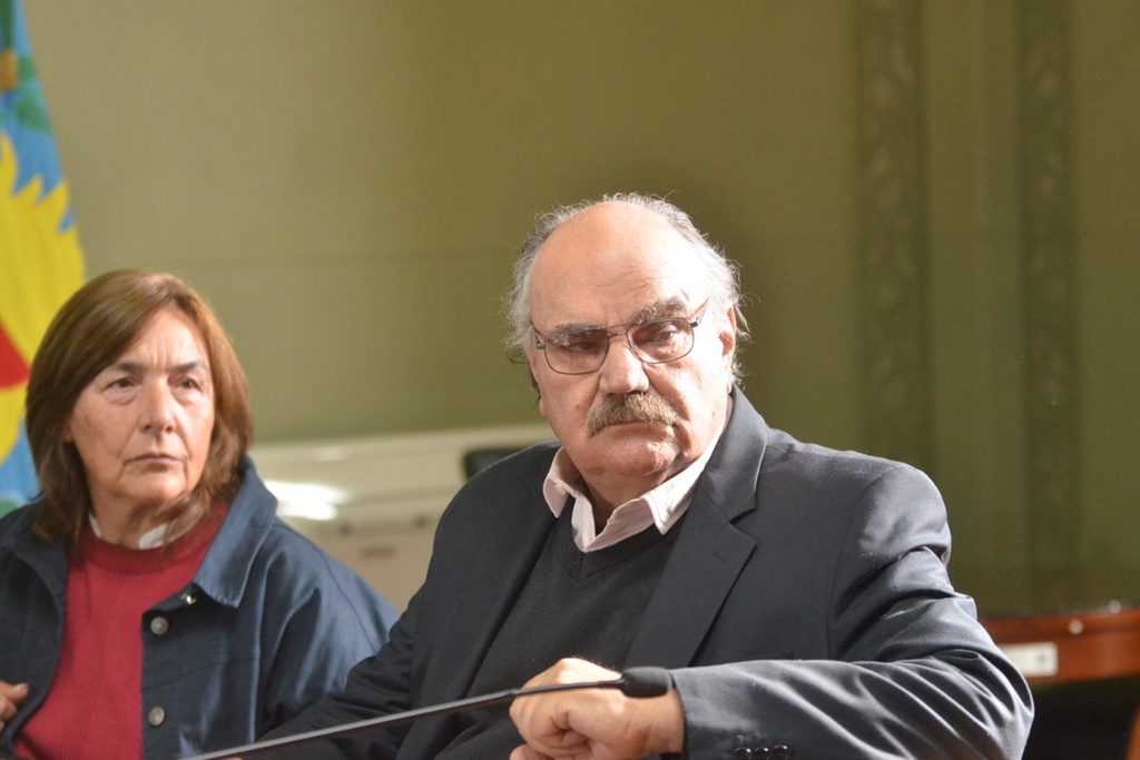 Inés Laurini y Jorge Schiavone participaron del primer encuentro de la comisión de Defensa de las Personas Usuarias y Consumidoras.