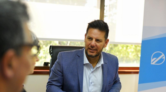 Senadores opositores piden informes a Atanasof por la caja millonaria del juego online El bloque libertario dialoguista del Senado bonaerense le pidió informes a Gonzalo Atanasof por el nuevo impuesto al juego online para crear una caja política.
