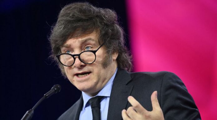 Milei vuelve a viajar a EE.UU para encabezar un foro de economía liberal El presidente Javier Milei visitará otra vez Estados Unidos (EE.UU) para participar de un foro de pensamiento liberal y seguridad en Nueva York. Los detalles.
