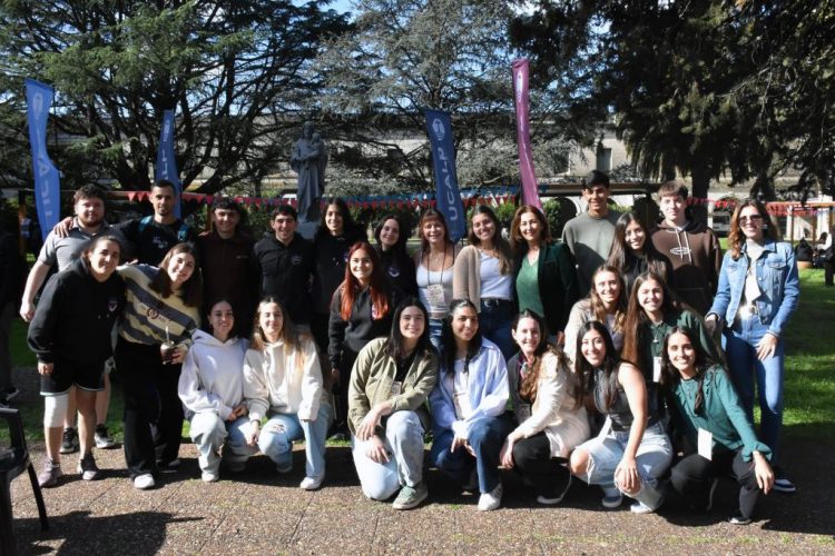 La UCALP prepara una nueva celebración por el Día del Estudiante en el Campo de Deportes con entrega de medallas.