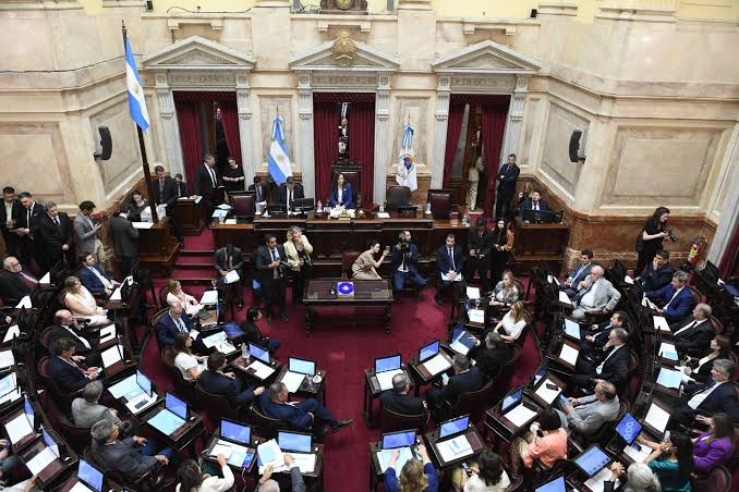 Este martes el Senado comienza a tratar la reforma electoral, uno de los proyectos que La Libertad Avanza busca apuntalar en el Congreso.