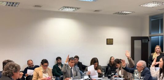La comisión de Legislación General de la Cámara de Diputados bonaerense despachó una ley para crear un tribunal electoral. Es apoyado por la Suprema Corte.