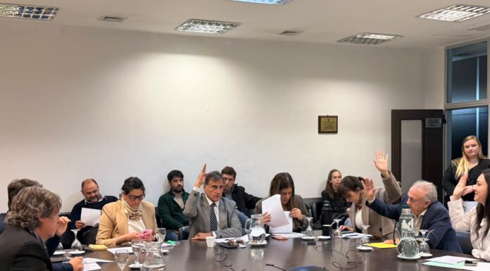 Diputados: avanza una ley para crear un tribunal electoral que resuelva las impugnaciones La comisión de Legislación General de la Cámara de Diputados bonaerense despachó una ley para crear un tribunal electoral. Es apoyado por la Suprema Corte.