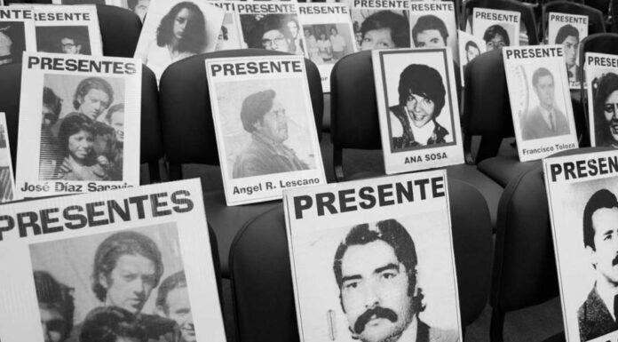 Senado bonaerense: avanza una ley de capacitación en DDHH para estatales El Senado bonaerense otorgó media sanción al proyecto que establece la capitación obligatoria en Derechos Humanos (DDHH) para funcionarios de la administración pública.