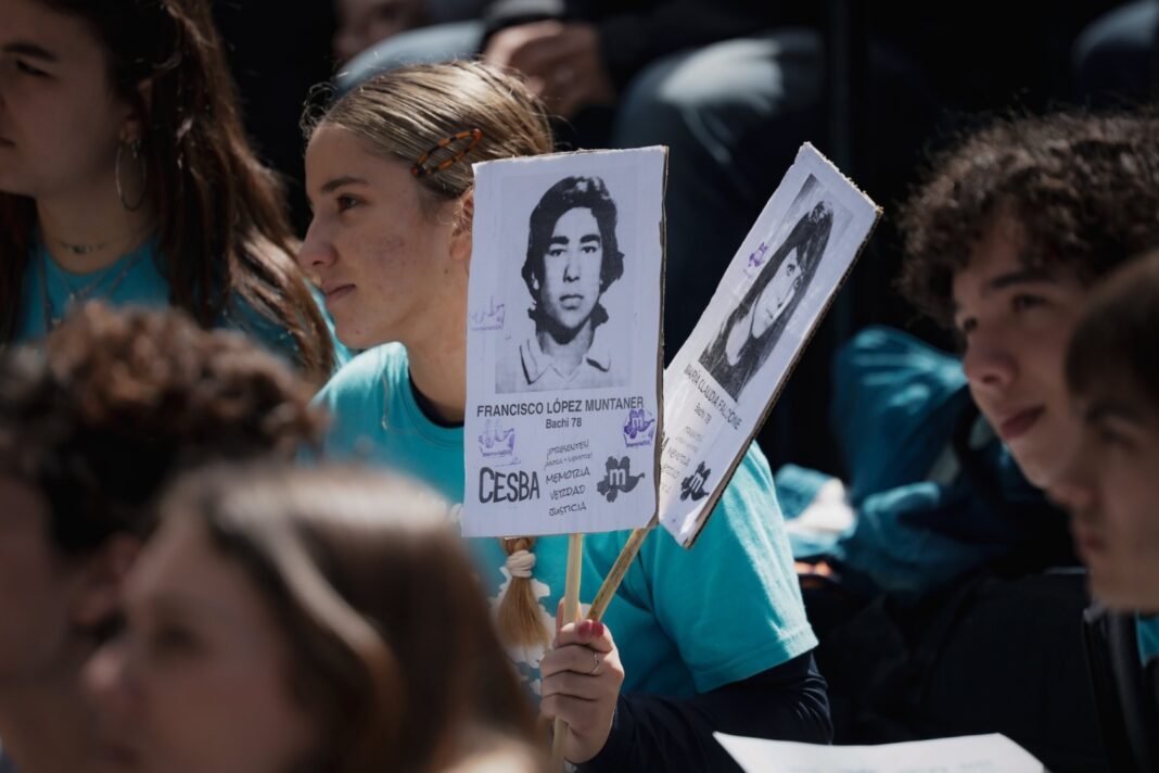 En el aniversario 50° de La Noche de los Lápices, legisladores de La Plata destacaron la participación de los jóvenes en la política y recordaron a los estudiantes desaparecidos.