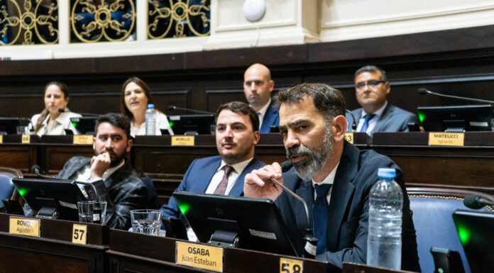 La Libertad Avanza presiona a Kicillof para que implemente el nuevo Régimen Penal Juvenil Diputados libertarios piden conocer cómo el Ejecutivo provincial de Axel Kicillof implementará el nuevo régimen penal juvenil en la provincia de Buenos Aires.