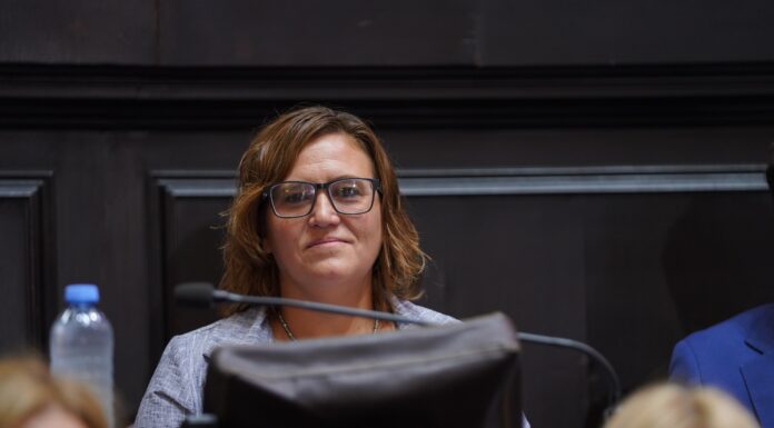 Minnard se plegó al reclamo de los bomberos: “Necesitamos que Milei respete las leyes” La diputada bonaerense, Priscila Minnaard, volvió a alertar por el desfinanciamiento que sufren los bomberos voluntarios por parte del Ejecutivo nacional.