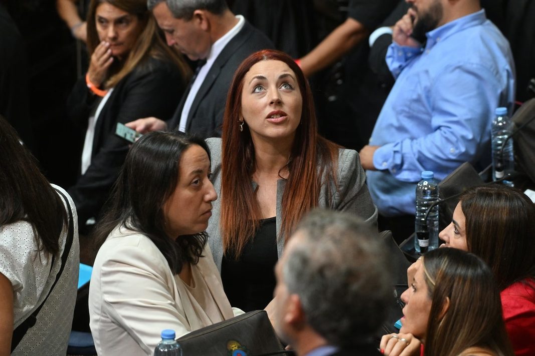 La diputada Julieta Quintero Chasman respaldó a Santilli para 2027, mientras el PRO debate su estrategia y la relación con LLA.